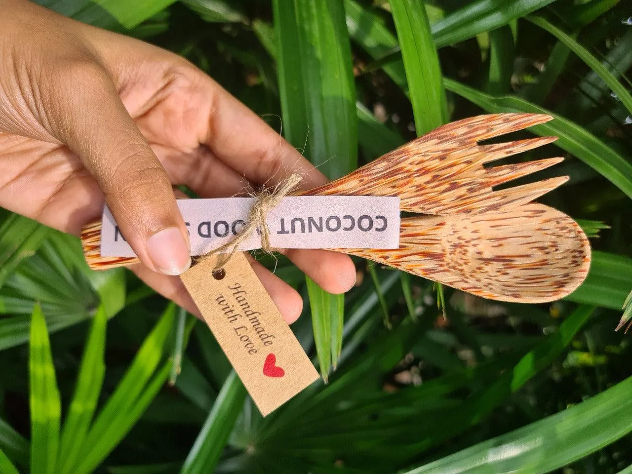 Coconut Wood Spoon & Fork (2 Spoon   2 Fork)